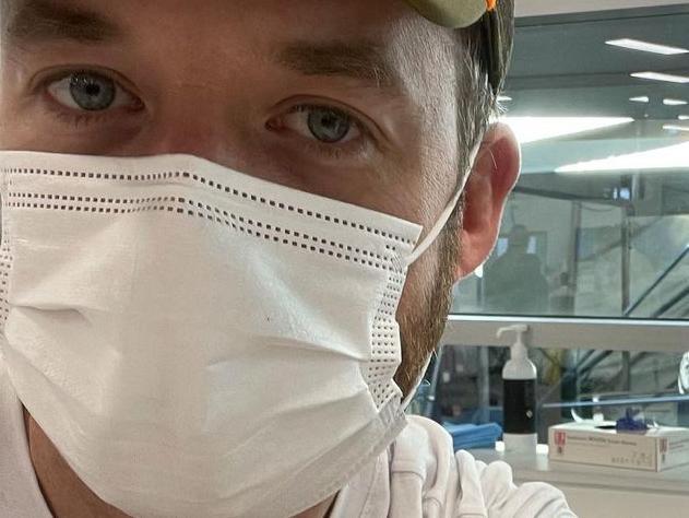 Hamish Blake’s covid vaccine plea