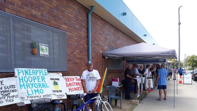 Rockhampton by-election favourite Chris “Pineapple” Hooper and his “flash” campaign vehicle. Picture: supplied