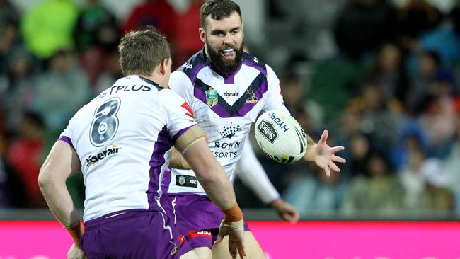 Nicholls playing with Melbourne in 2017.