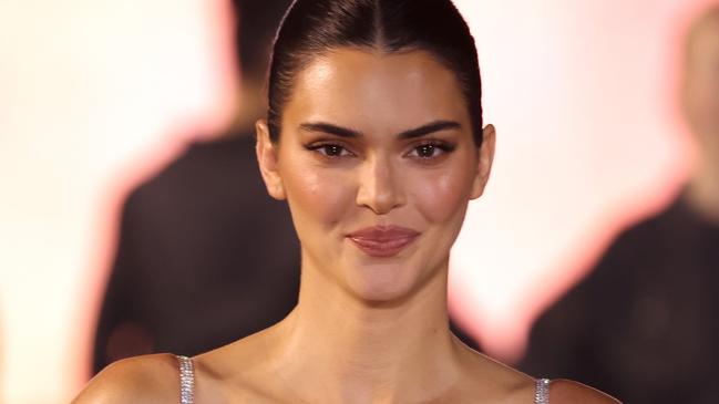 PARIS, FRANCE - OCTOBER 01: Kendall Jenner walks the runway during "Le DÃÂ©filÃÂ© L'OrÃÂ©al Paris - Walk Your Worth" Show as part of Paris Fashion Week at the Eiffel Tower on October 01, 2023 in Paris, France. (Photo by Pietro S. D'Aprano/Getty Images for L'Oreal Paris)