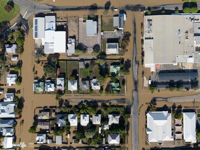 Moree is split in two where those closest to the river are still at its mercy. Picture: Christop Naegle / Townlife