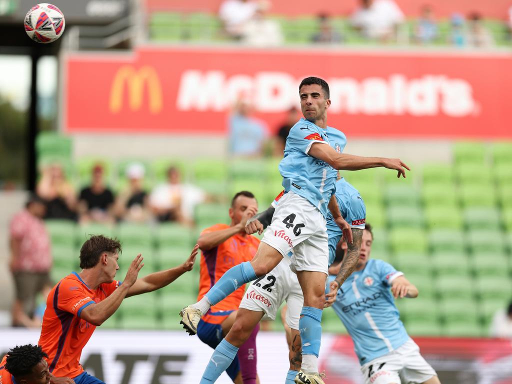 Ben Mazzeo rises highest to score the winner for Melbourne City. Photo: Robert Cianflone/Getty Images.