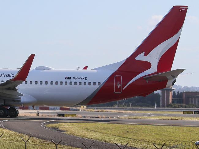 SYDNEY, AUSTRALIA : Newswire Photos  SEPTEMBER 04 2023: A general view of a Qantas Plane taking off at Sydney Airport. NCA Newswire / Gaye Gerard