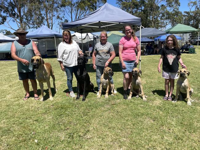 Ray Buckland, Bj (Man in the mirror), Alisha Watson, Monroe (daughter of movie star Envy), Marg Buckland, Charlie, Andrea Newlands, Benson, Lizzie and Lollie at the Lang Lang Pastoral Agricultural and Horticultural Show on Saturday, January 18, 2025. Picture: Jack Colantuono