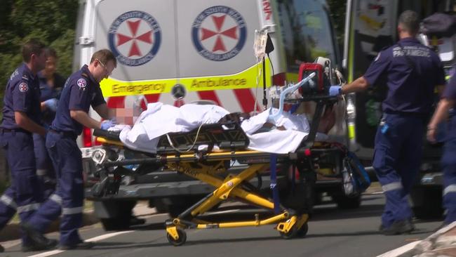 A man with a stab wound to his neck was rushed to hospital on Sunday afternoon. Photo: TNV