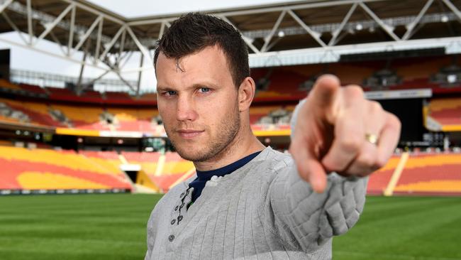 Jeff Horn will fight Anthony Mundine on November 30 at Suncorp Stadium.