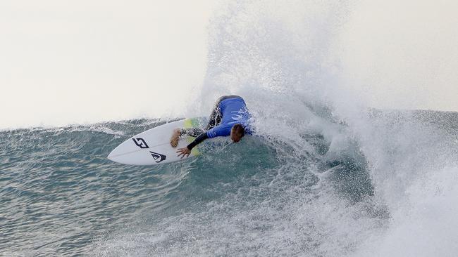 Glyndyn Ringrose in action at Bells Beach.