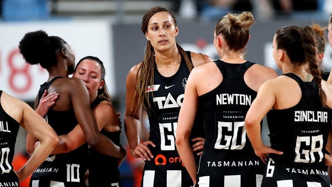 SYDNEY, AUSTRALIA – JUNE 19: Magpies players react at full time during the Super Netball Semi Final match between GWS Giants and Collingwood Magpies at Ken Rosewall Arena, on June 19, 2022, in Sydney, Australia. (Photo by Brendon Thorne/Getty Images)