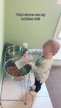 American mum, Brittany, shows her toddler doing the chores she absolutely loves to do on TikTok.