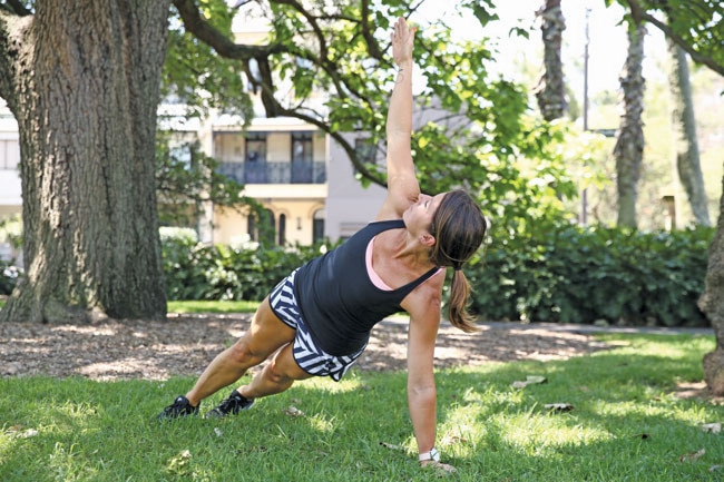 Squat plank push discount up