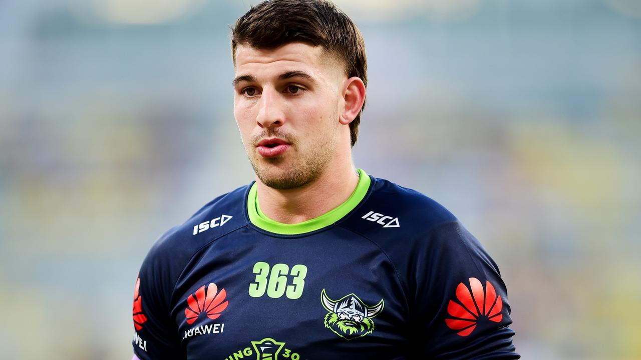 Raiders bad boy desperately hunts for new club; ANOTHER suitor in ...