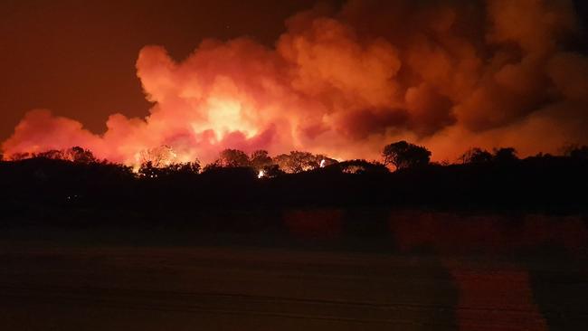 Teewah residents have been told to leave as a bushfire rages north of Noosa. Picture: Pomona and District Weather Warnings