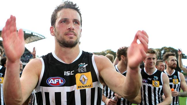 Port Adelaide’s  Travis Boak applauds the crowd as he leads the team off after the 2014 elimination final against Richmond at Adelaide Oval.  Photo Sarah Reed.