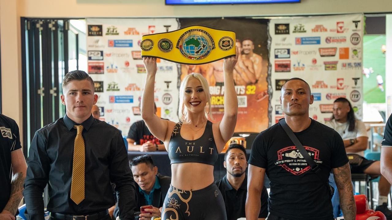 Stoneleigh Jackson (left) and Faavesi Isaako square off ahead of their Australasian Welterweight title fight.