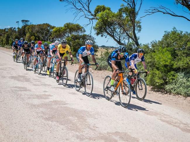 Riders tackle the dirt sector of Cycling SA's 'Hell of the North' which was won by Shaun O'Callaghan. Photo: Chameleon Photography.