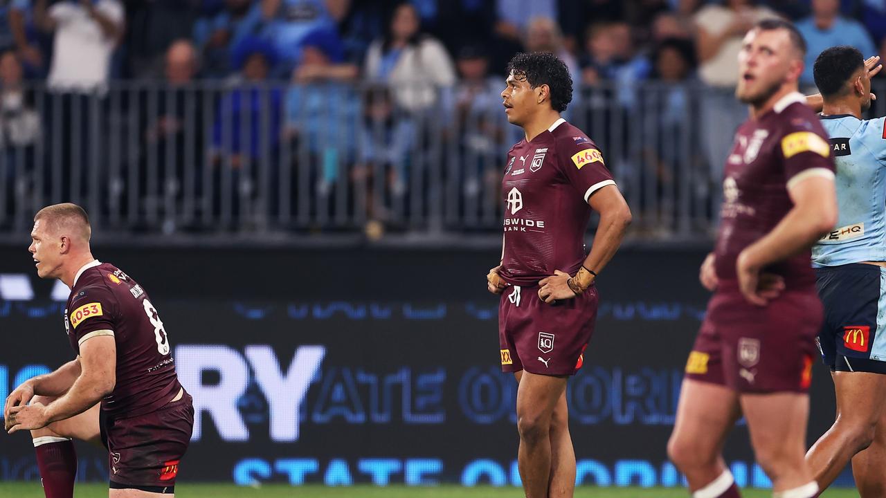 Selwyn Cobbo (C) had a rough night under the high ball. Picture: Getty