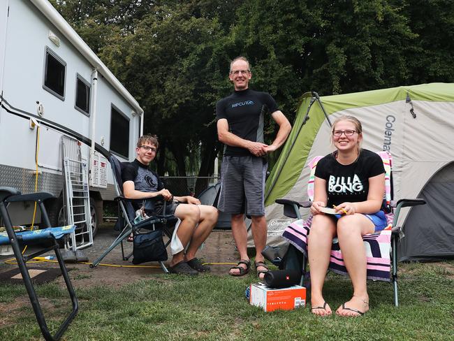 Russell Hart, from Albany, Western Australia, with children Stuart, 17, and Laura, 22, had to leave Mount Field and relocate to New Norfolk due to the bushfire. Picture: NIKKI DAVIS-JONES