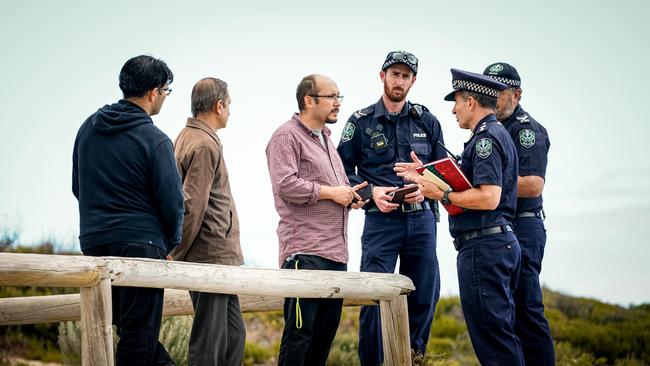 Police talk to relatives at the scene of the drowning at Browns Beach, Yorke Peninsula, Sunday March 28, 2021 – pic Mike Burton