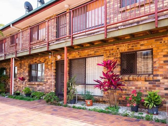 Denny Jones also owns this apartment in Mt Warren Park. NSW real estate.