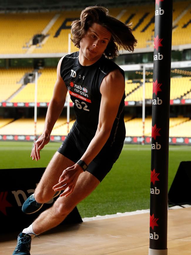 Riley Grundy performs the agility test during the AFL Draft Combine at Marvel Stadium on Thursday. Picture: Michael Willson/AFL Media/Getty Images