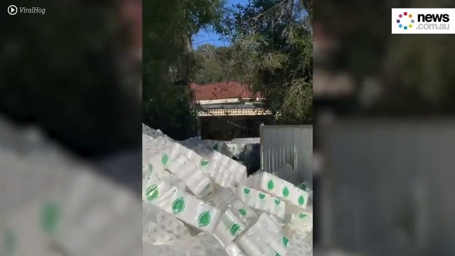 Tradies find mountain of toilet paper roll in a park in Sydney's south west