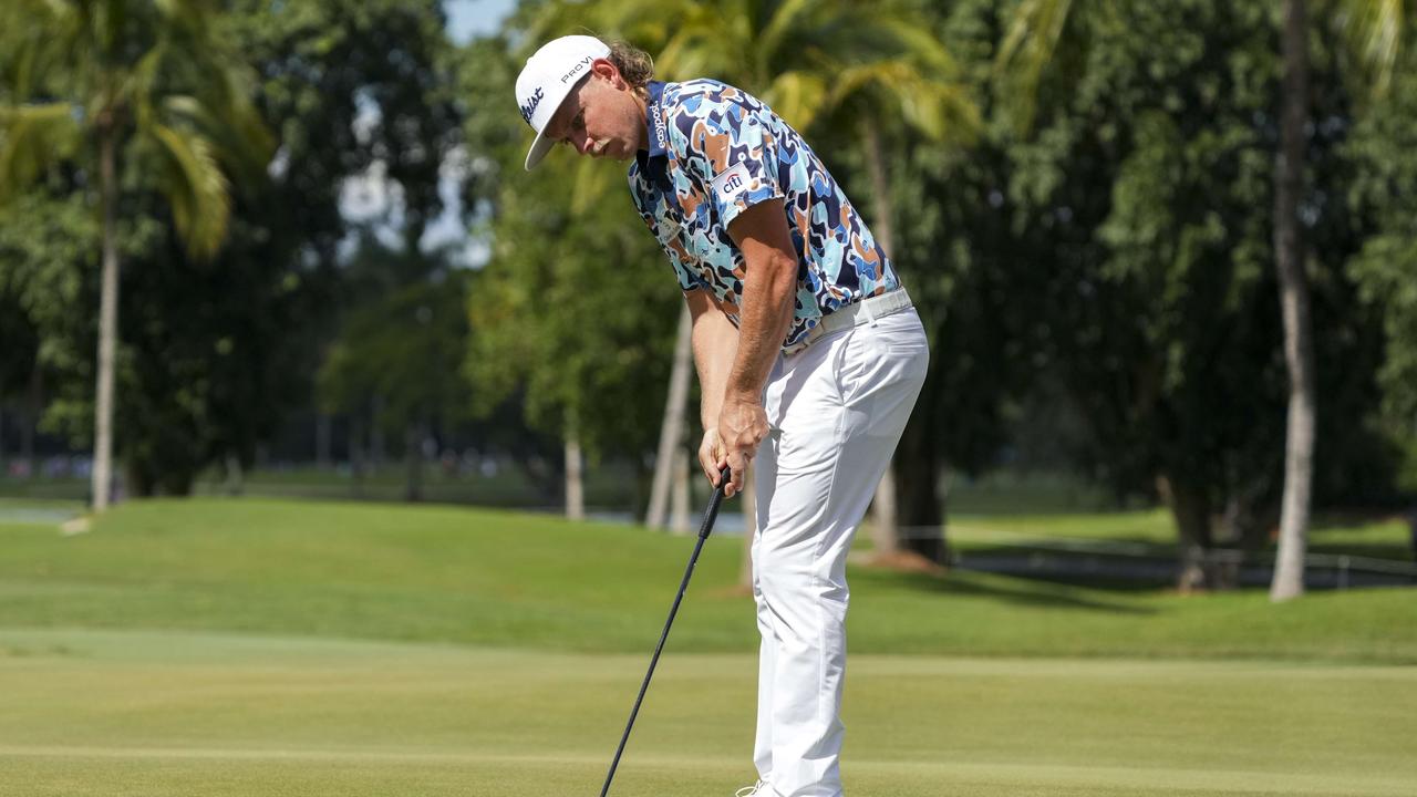 Cameron Smith drained a clutch putt at Trump National’s 18th hole on Friday to beat Phil Mickelson.