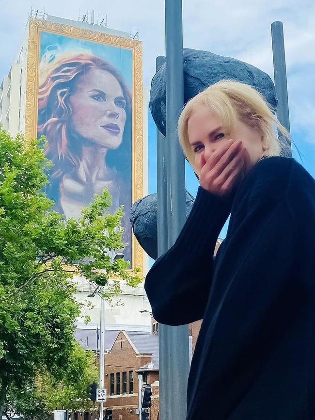 Kidman reacts to seeing her mural in Kings Cross for The Undoing in November. Picture: Instagram