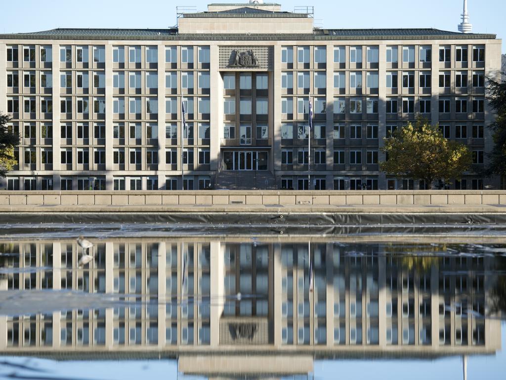 Treasury eyes cuts to work expense claims