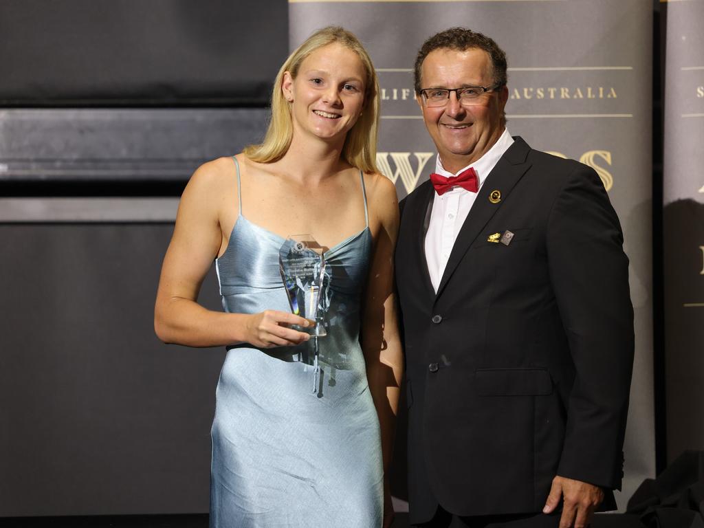 Claudia Bailey wins Surf Life Saving Australia's Young Athlete of the Year award.