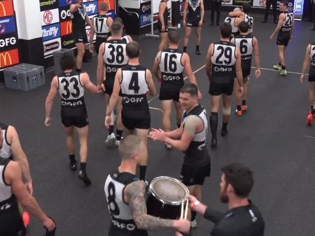 Tyson Goldsack hands the drum over to Hamish Hartlett. Picture: Supplied