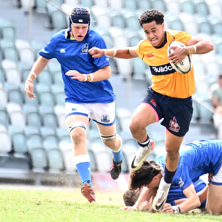 Hemi Rakuita (right). Qld Country U16s v SEQ Barbarians Thursday September 19, 2024. Picture, John Gass