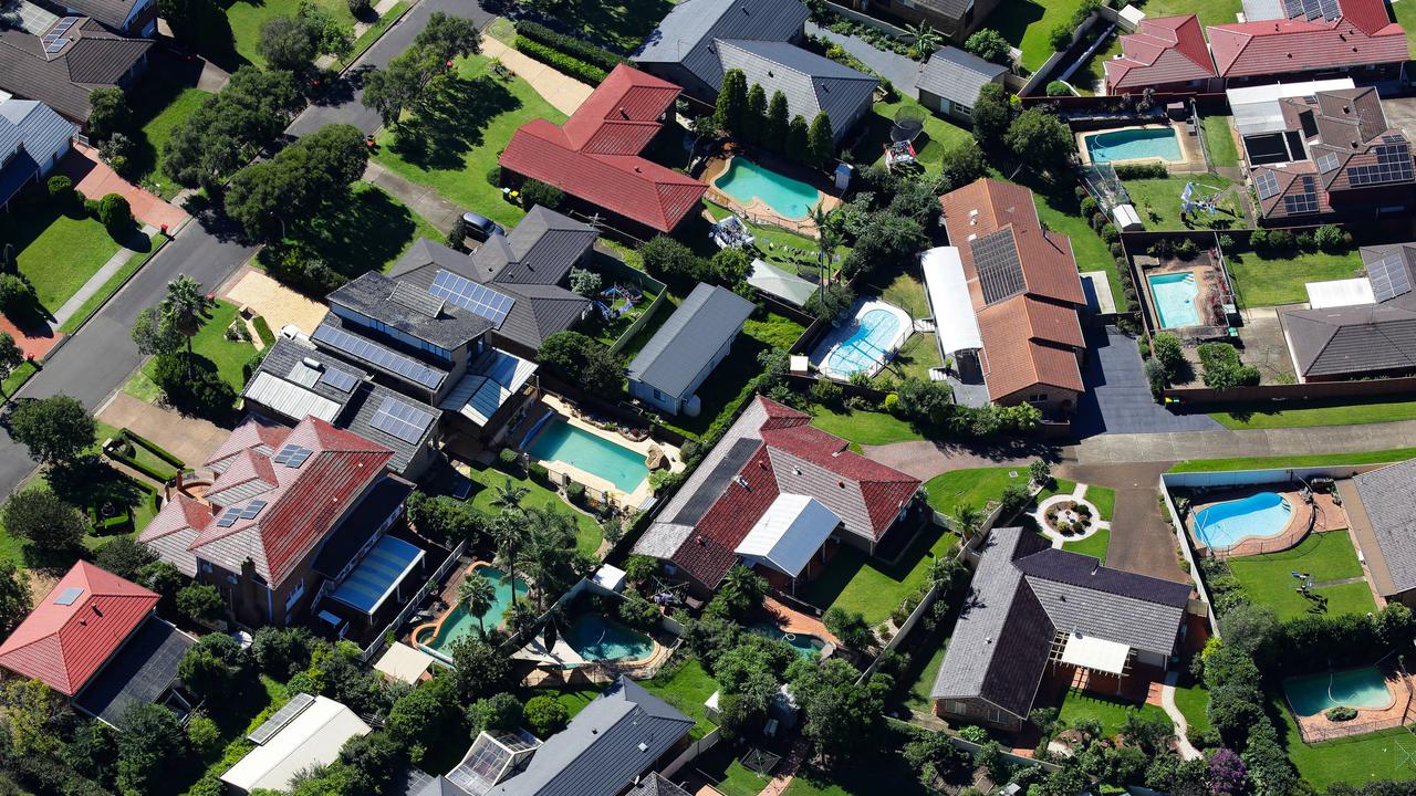 Homeowners have been told not to fear interest rate rises. Picture: NCA NewsWire/Gaye Gerard