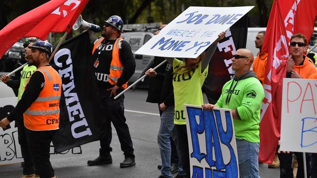 Protesters at the East Tce construction site. AAP Images/Sam Wundke