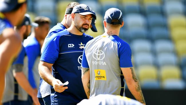 NRL; North Queensland Cowboys training at Queensland Country Bank Stadium. Coach Todd Payten talks to Ben Hampton. Picture: Alix Sweeney