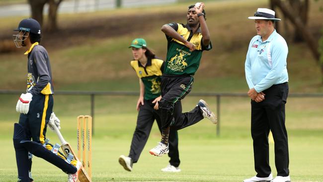 VSDCA: Timothy Sugumar bowling for Bayswater. Picture: Stuart Milligan