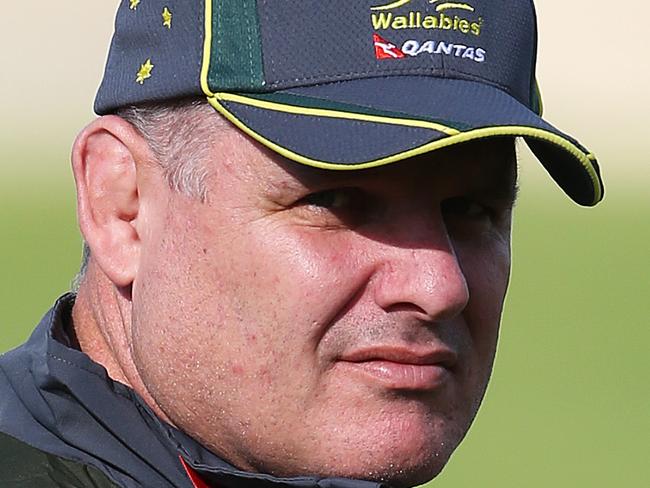 Wallabies coach Ewen McKenzie during training at North Sydney Oval.