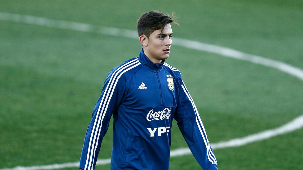 Argentina's forward Paulo Dybala won’t be heading to Old Trafford, as his wage demands were too high for United bosses. (Photo by Benjamin CREMEL / AFP)
