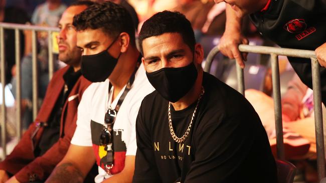 Latrell Mitchell and Cody Walker ringside