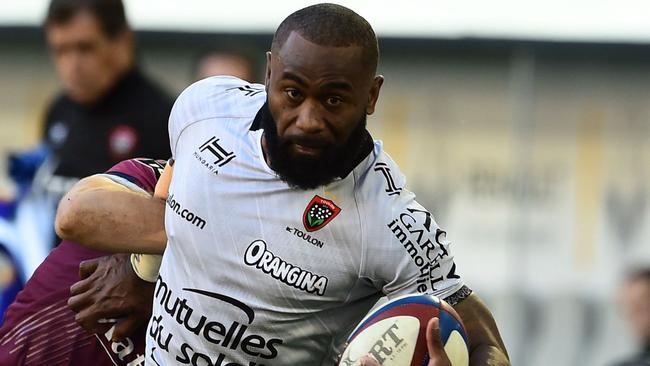 RC Toulon's Fijian winger Semi Radradra runs with the ball during the French Top 14 rugby union match between Bordeaux-Begles and Toulon on October 7, 2017.