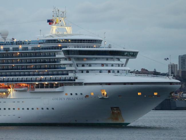 The huge cruise ship Golden Princess  arrives at Dawn into Sydney Harbour .pic John Grainger