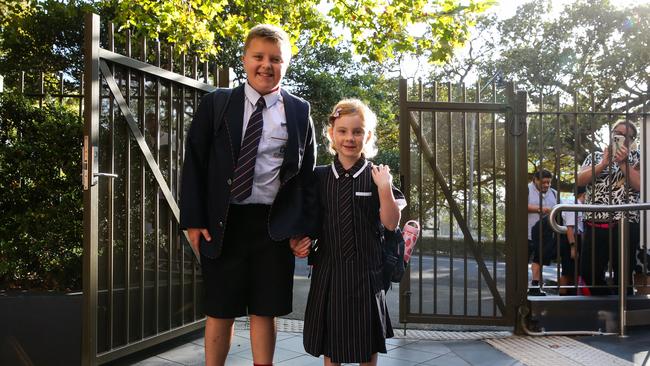 Brother and sister Darcy and Margot King walked into the school hand-in-hand on Wednesday morning. Picture: NewsWire/ Gaye Gerard