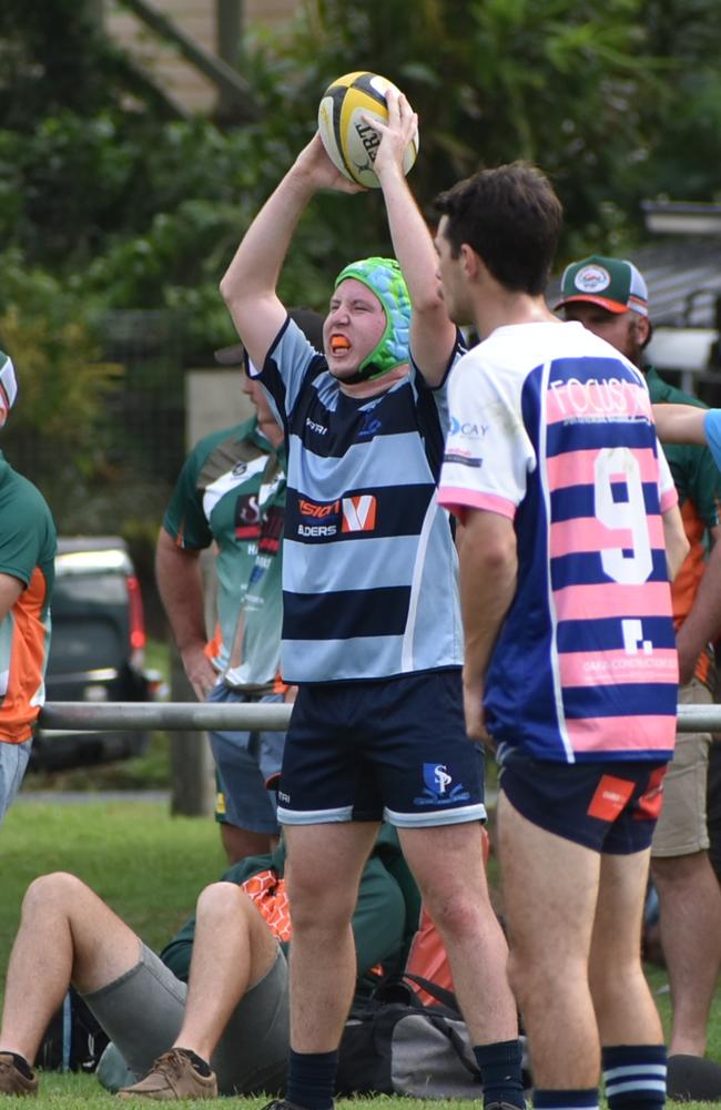 Rhys Carter eyes the line-out in the Slade Point Slashers v Moranbah Bulls in Mackay Rugby Union Round 4 Seniors A-Grade Anzac Day clash at Cathy Freeman Oval in Slade Point. Saturday, April 23, 2022. Picture: Max O'Driscoll