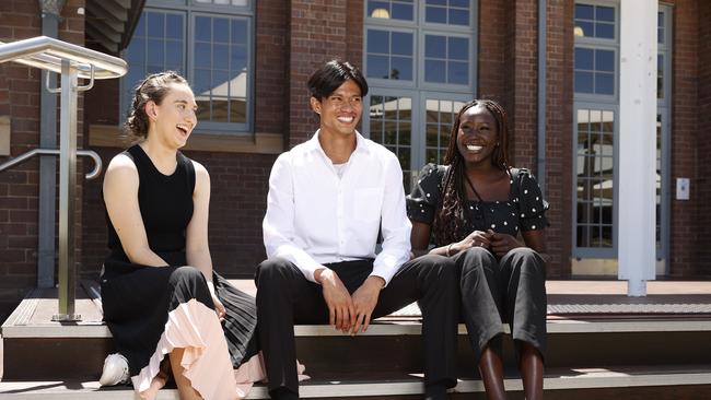 Pictured are Uni Students Sophie Cornett, Joshua Lee and Mary Bul, at Western Sydney University today. Picture: Tim Hunter.