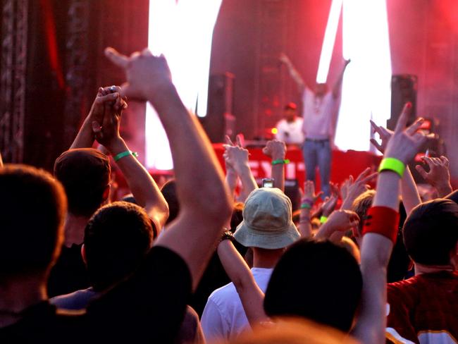 A recent inquest into the death of six patrons of NSW music festivals’ showed that in all cases, more than one ecstasy pill/capsule was consumed. ‘Double-dropping’ is common among people who use ecstasy in Australia, according to NDARC’s 2019 drug trends report.