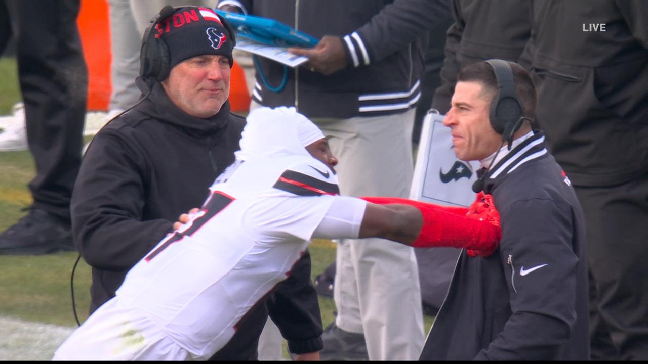 Kris Boyd shoves Texans coach