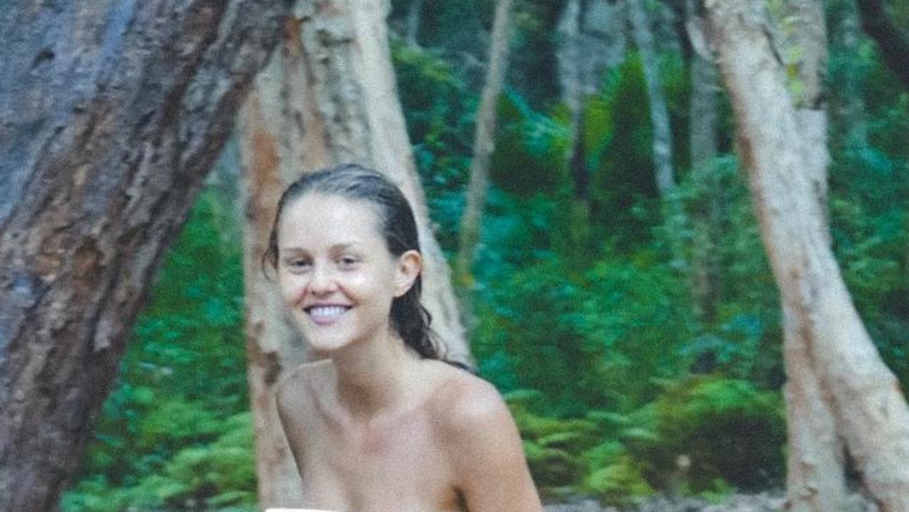 Isabelle cornish topless