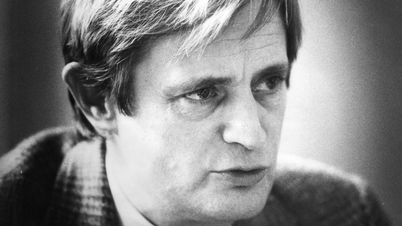 R.I.P. for David McCallum, blond heartthrob star of The Man From U.N.C ...