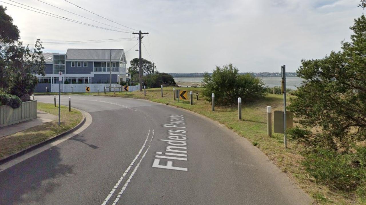 Men allegedly try to lure girls into car in Barwon Heads