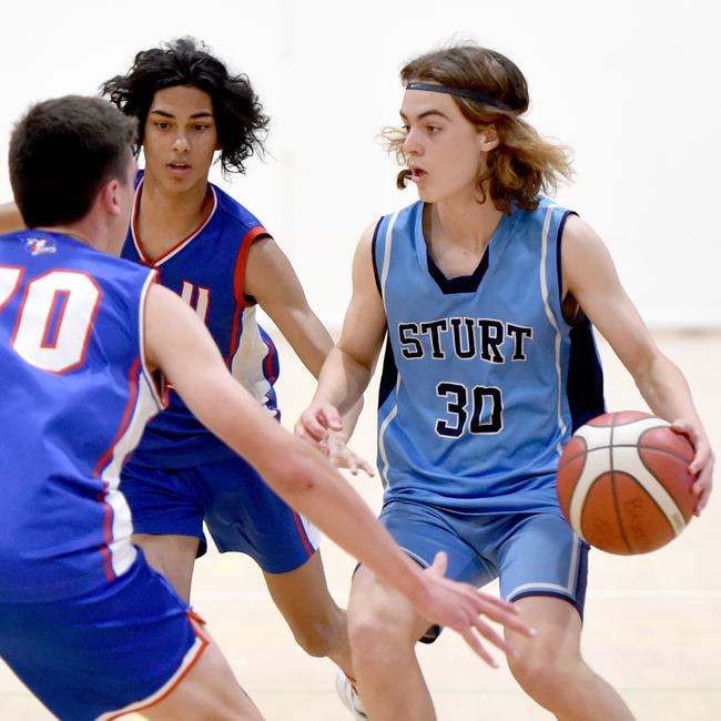 Sturt’s Lachlan Tosh in action during the under-16 SA Junior Basketball Championship grand final. Picture: Naomi Jellicoe