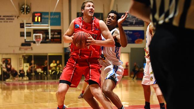 Mitchell Knoll in action for Kilsyth’s SEABL outfit last year. Picture: Steve Tanner